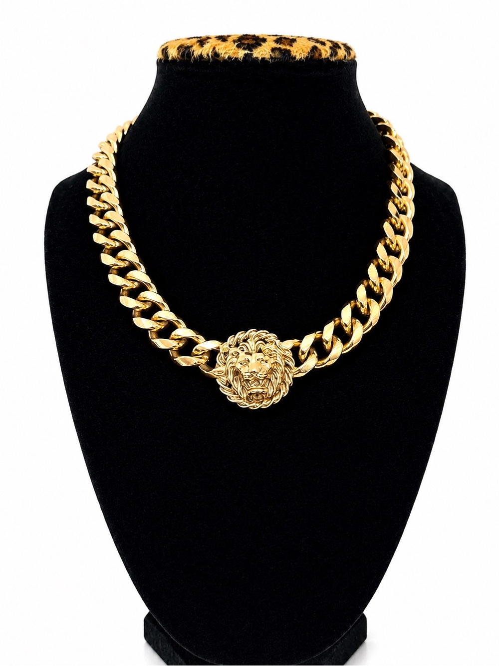 Vintage Anne Klein Lion Head Necklace Gold Tone Cuban Curb Chain 90s